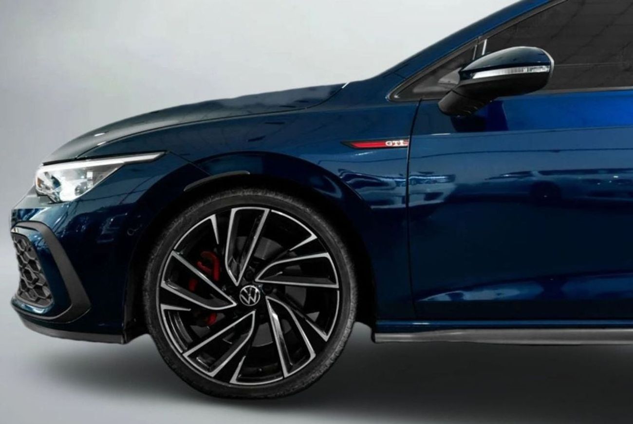 فولكس واجن جولف GTI SEL 2.0T GTI P2 MID