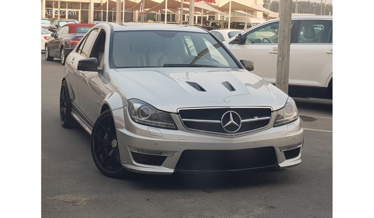 مرسيدس بنز C 63 AMG مرسيدس C63 موديل 2009  وارد اليابان فل اوبشن السياره بحاله الوكاله ولا تحتاج اي مصروف