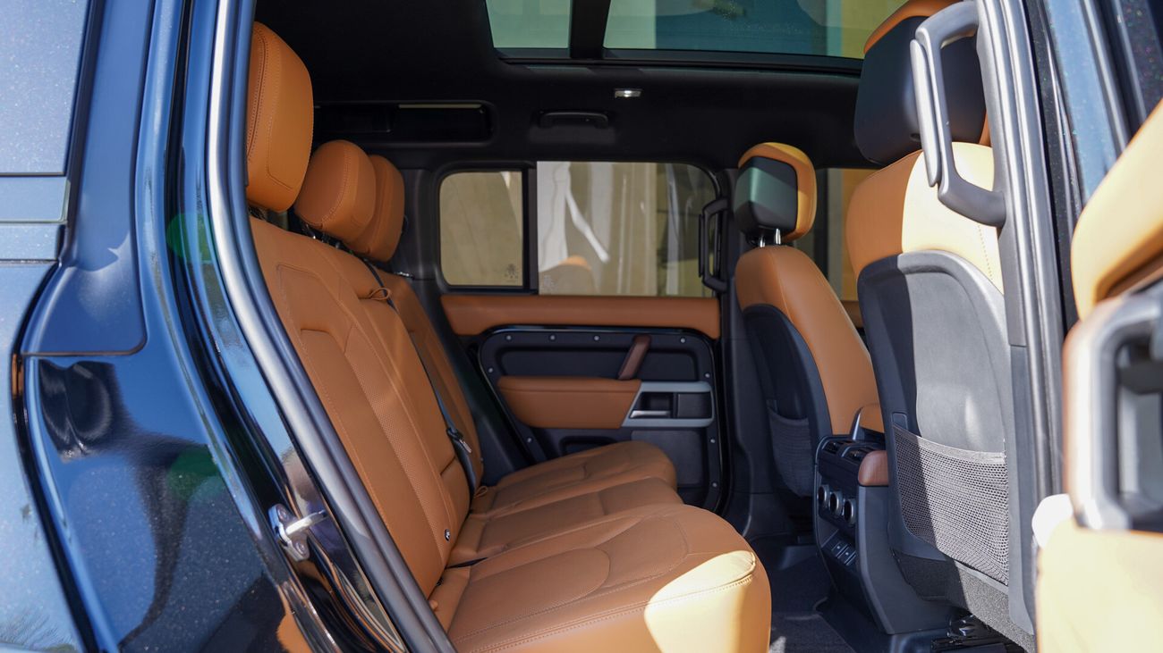 لاند روفر ديفندر