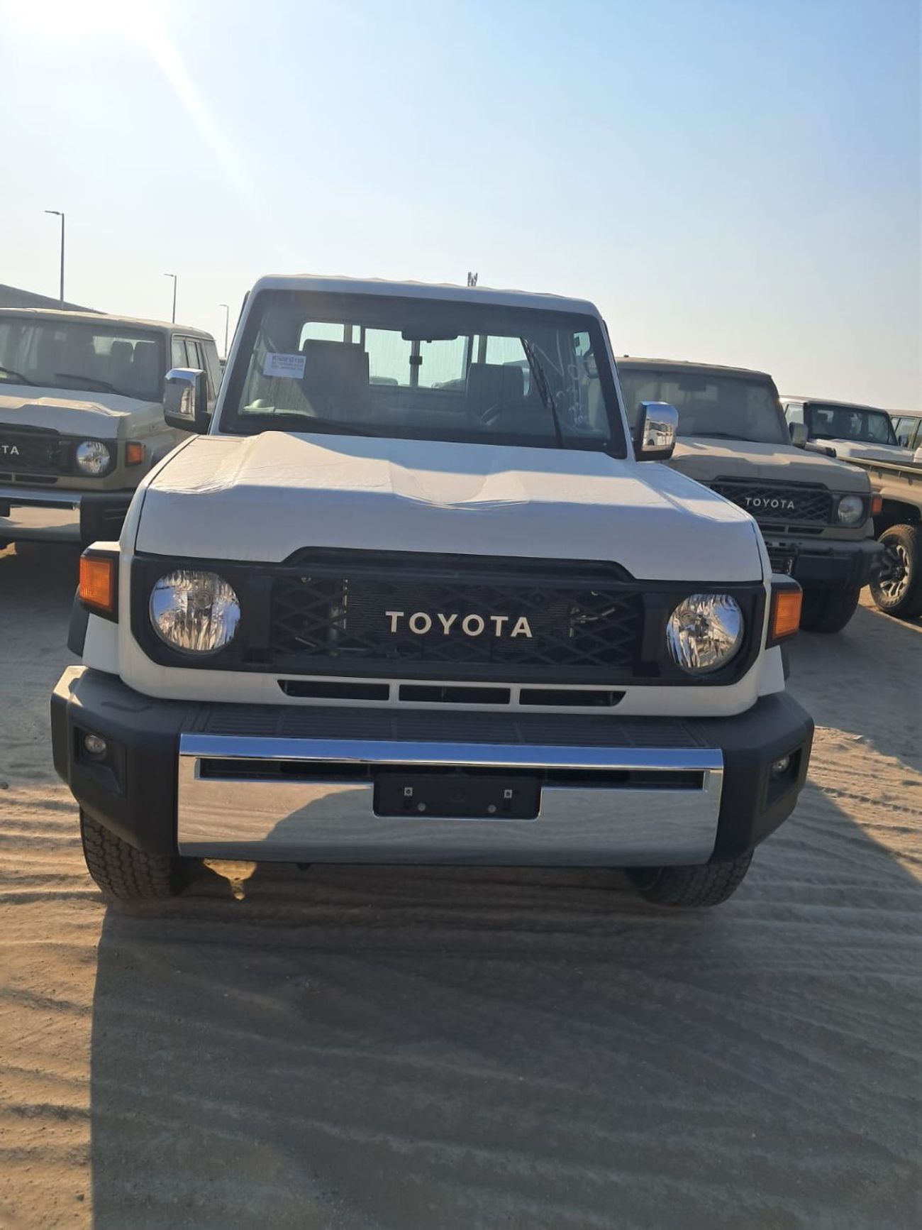 تويوتا لاند كروزر بيك آب TOYOTA LAND CRUISER SC 4.0L AT