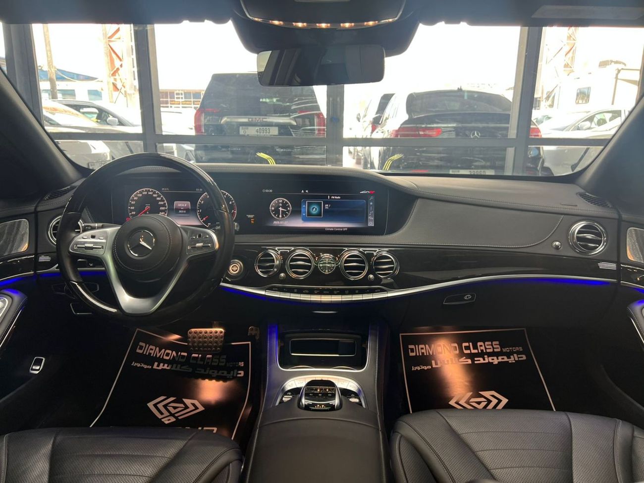 Mercedes-Benz S 560 Std 4.0L (469 HP)