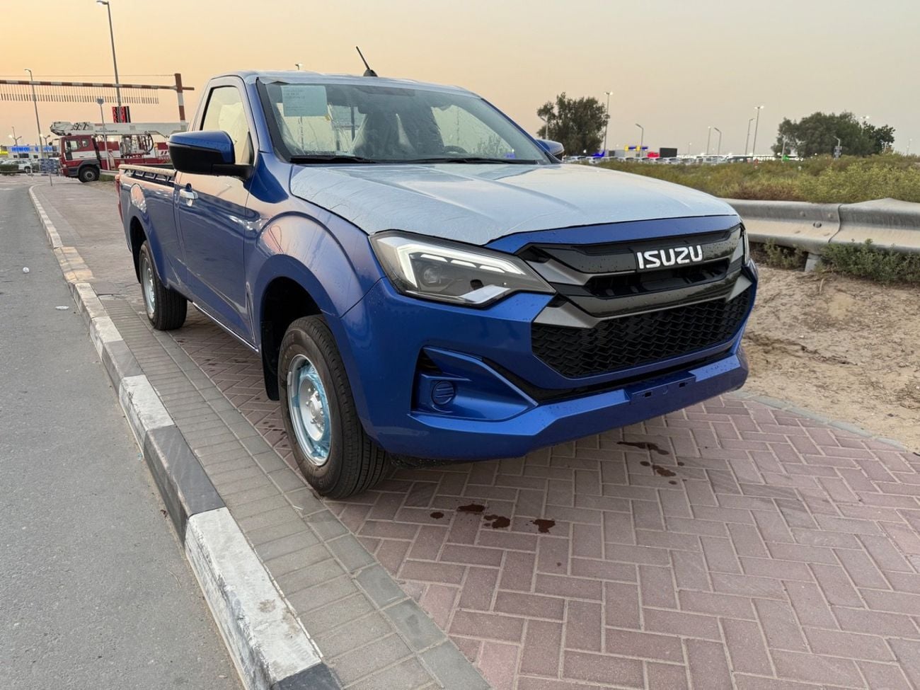 Isuzu D-MAX STD