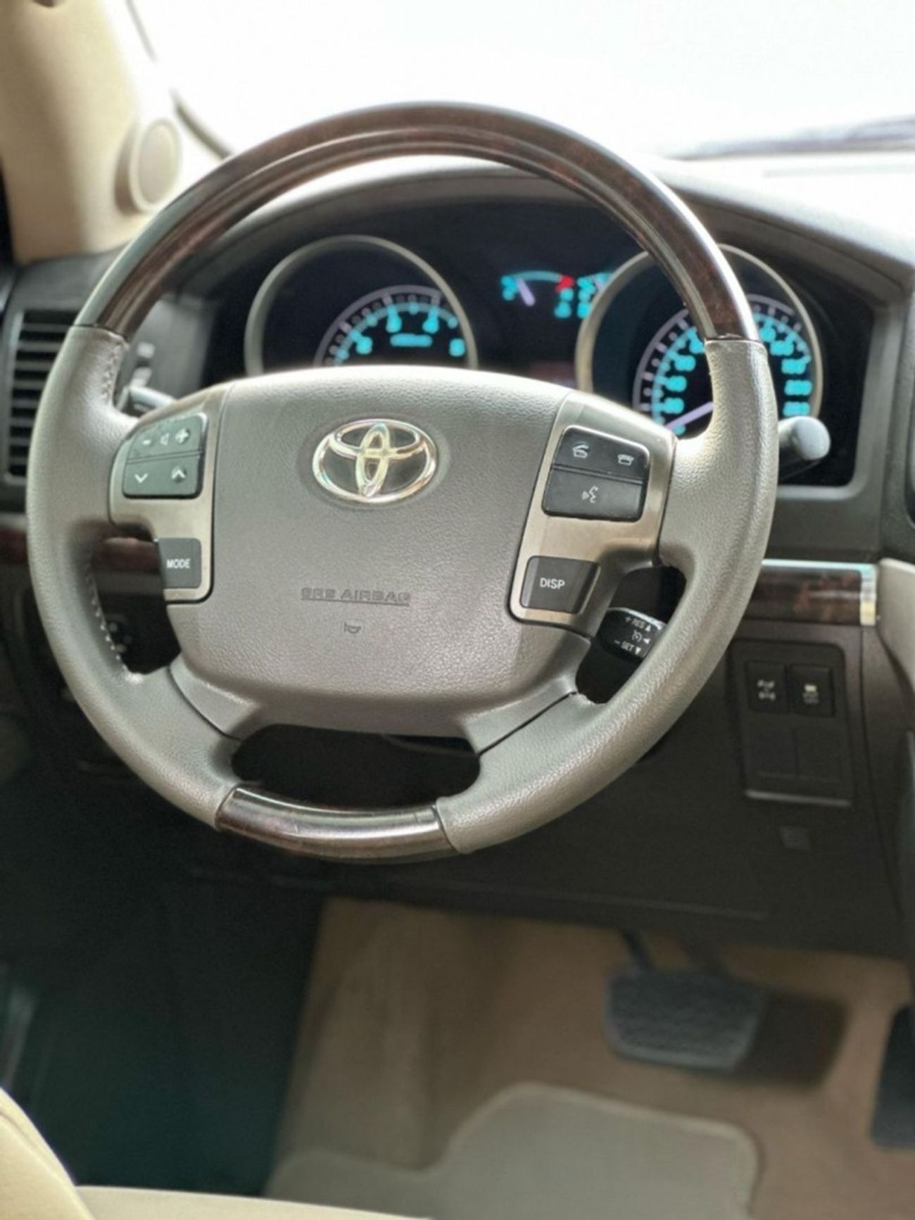 تويوتا لاند كروزر