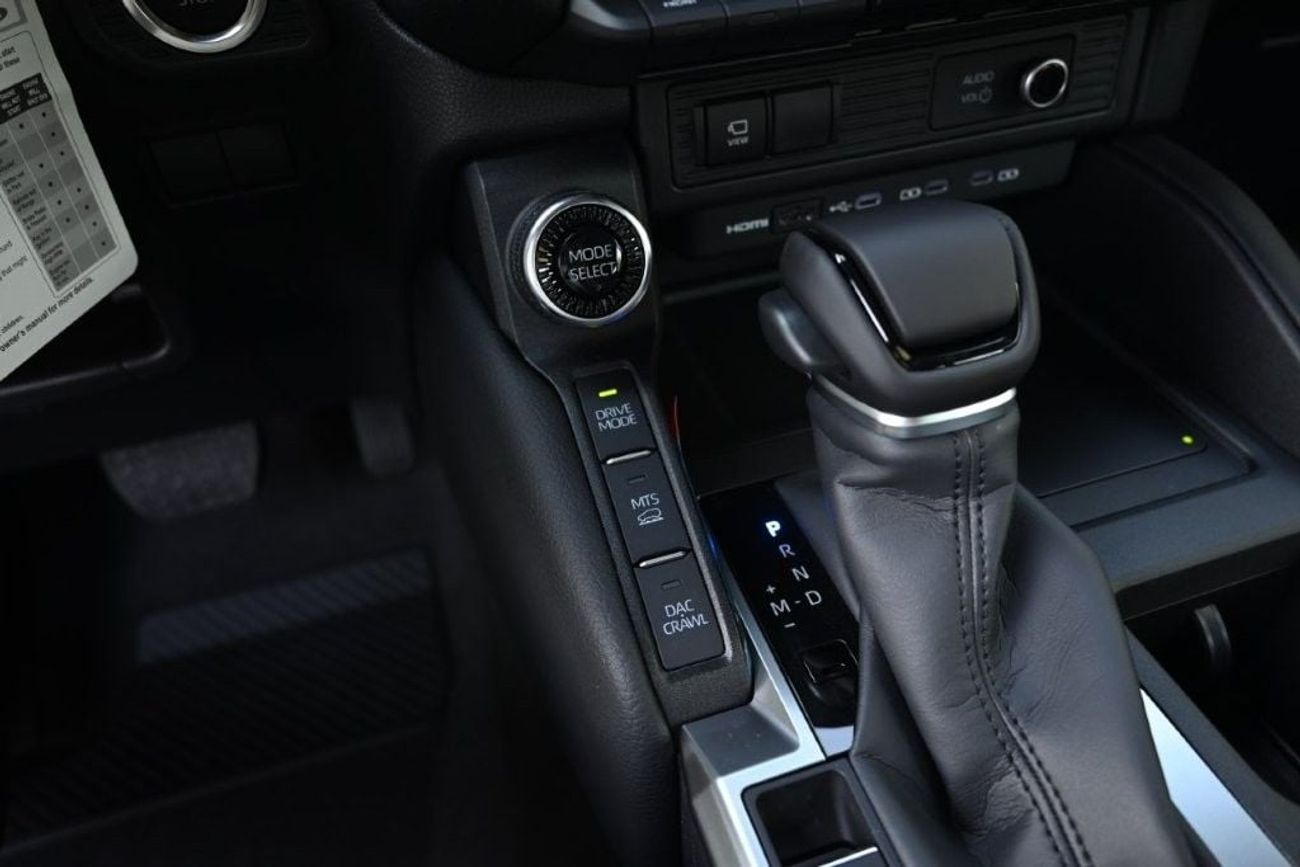 تويوتا برادو VXL 2.4L TURBO PETROL AT