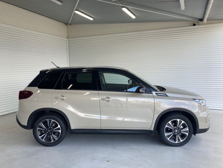 سوزوكي إيسكودو exterior - Side Profile