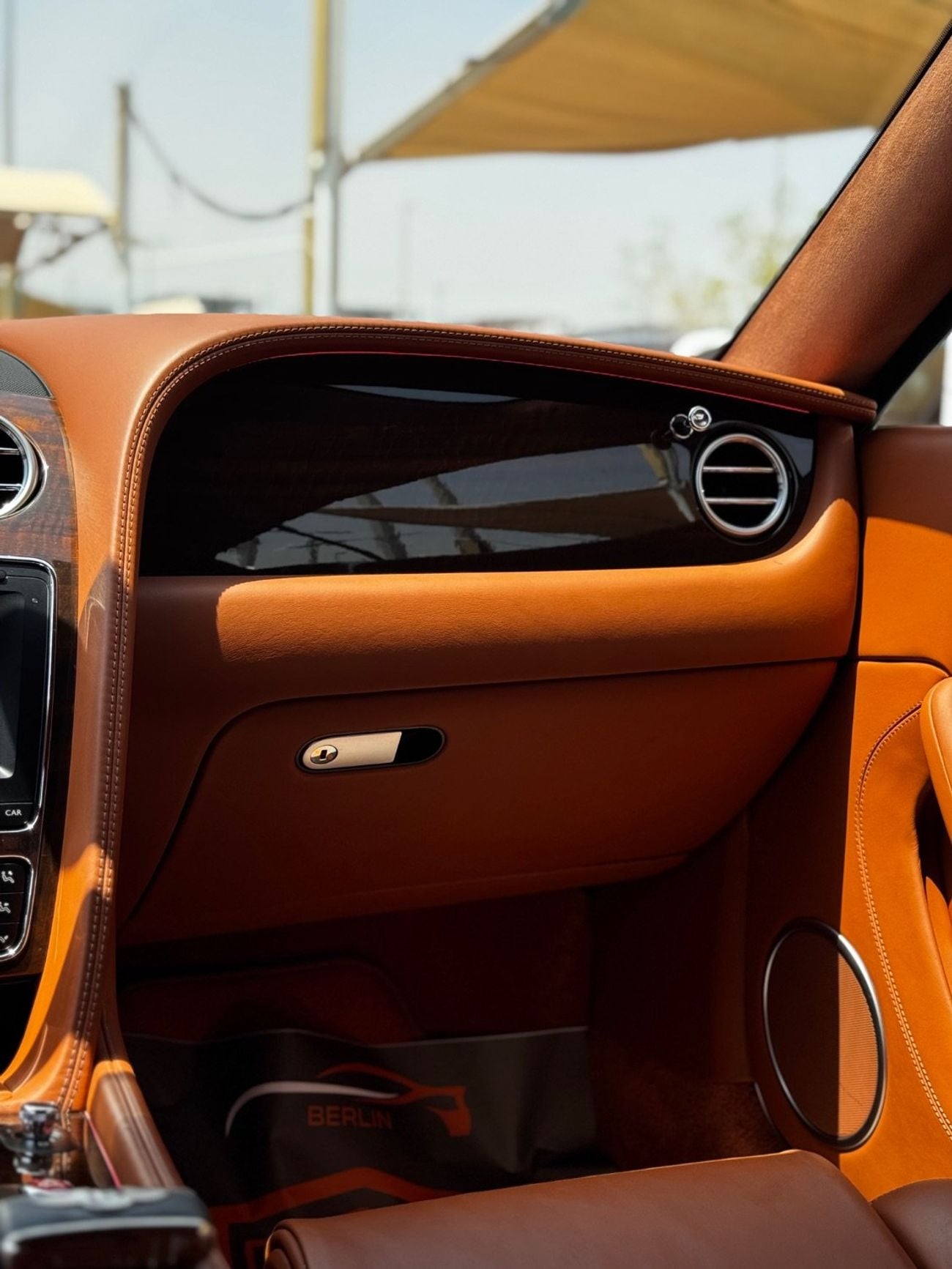 بنتلي كونتيننتال جي تي