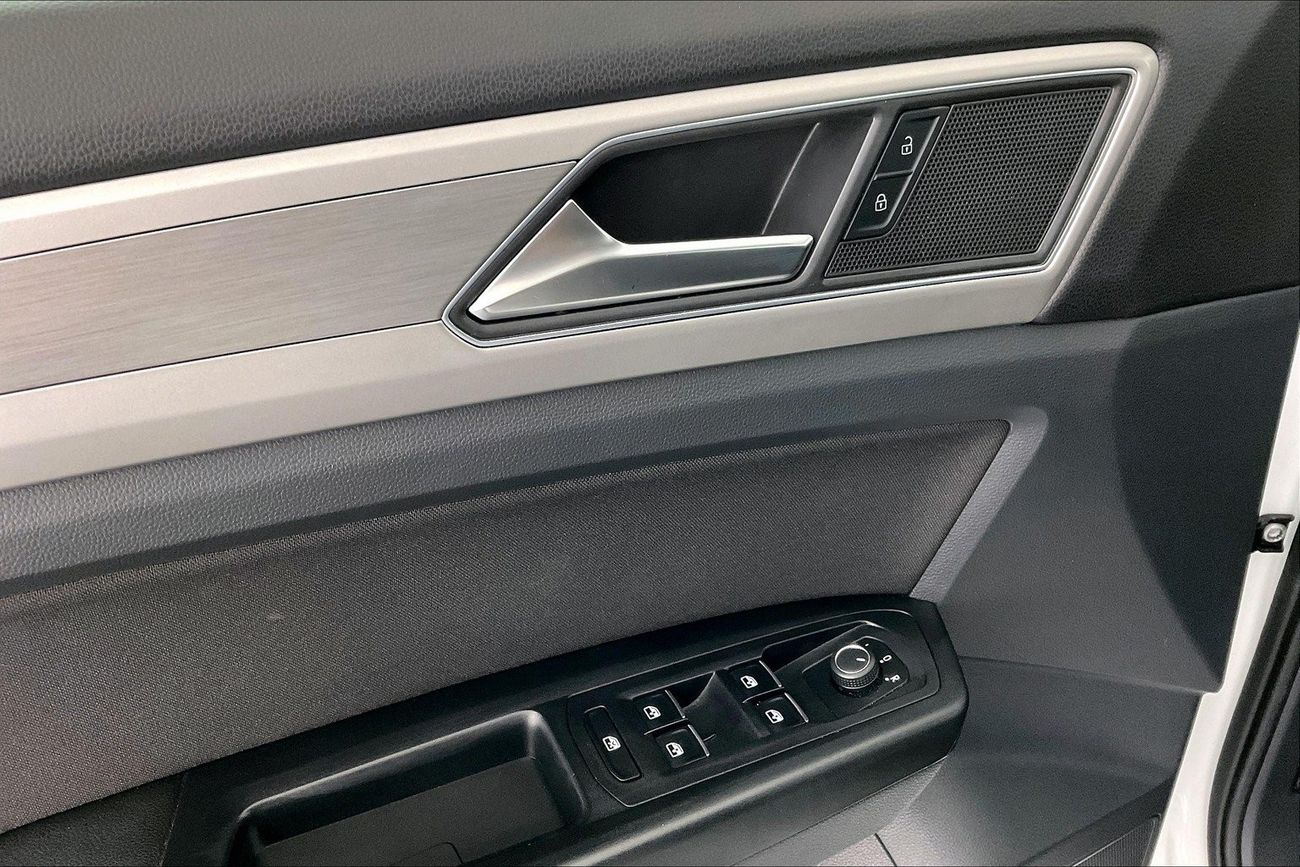 Lexus UX200 Premier | 1 year free warranty | 0 Down Payment