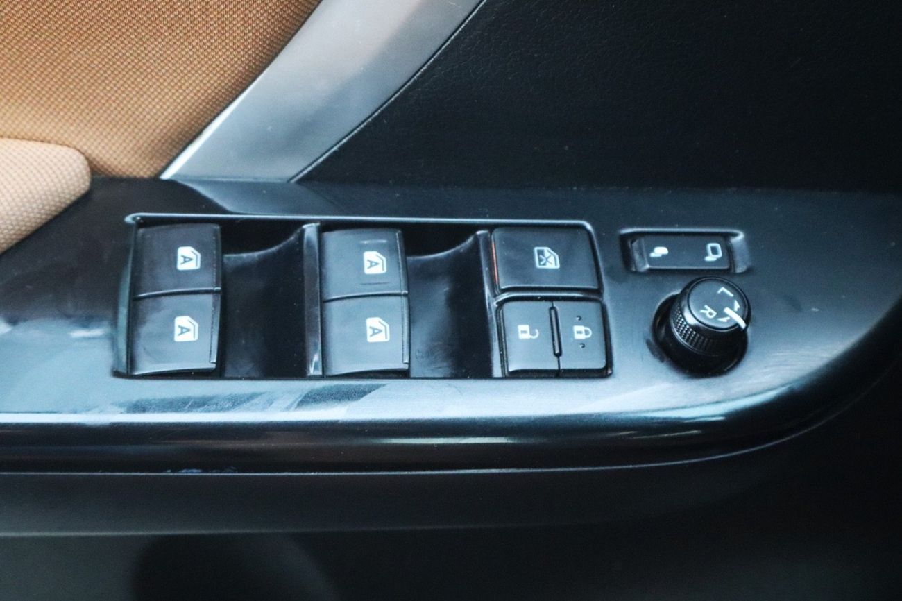 تويوتا فورتونر GXR 4.0L (278 HP)