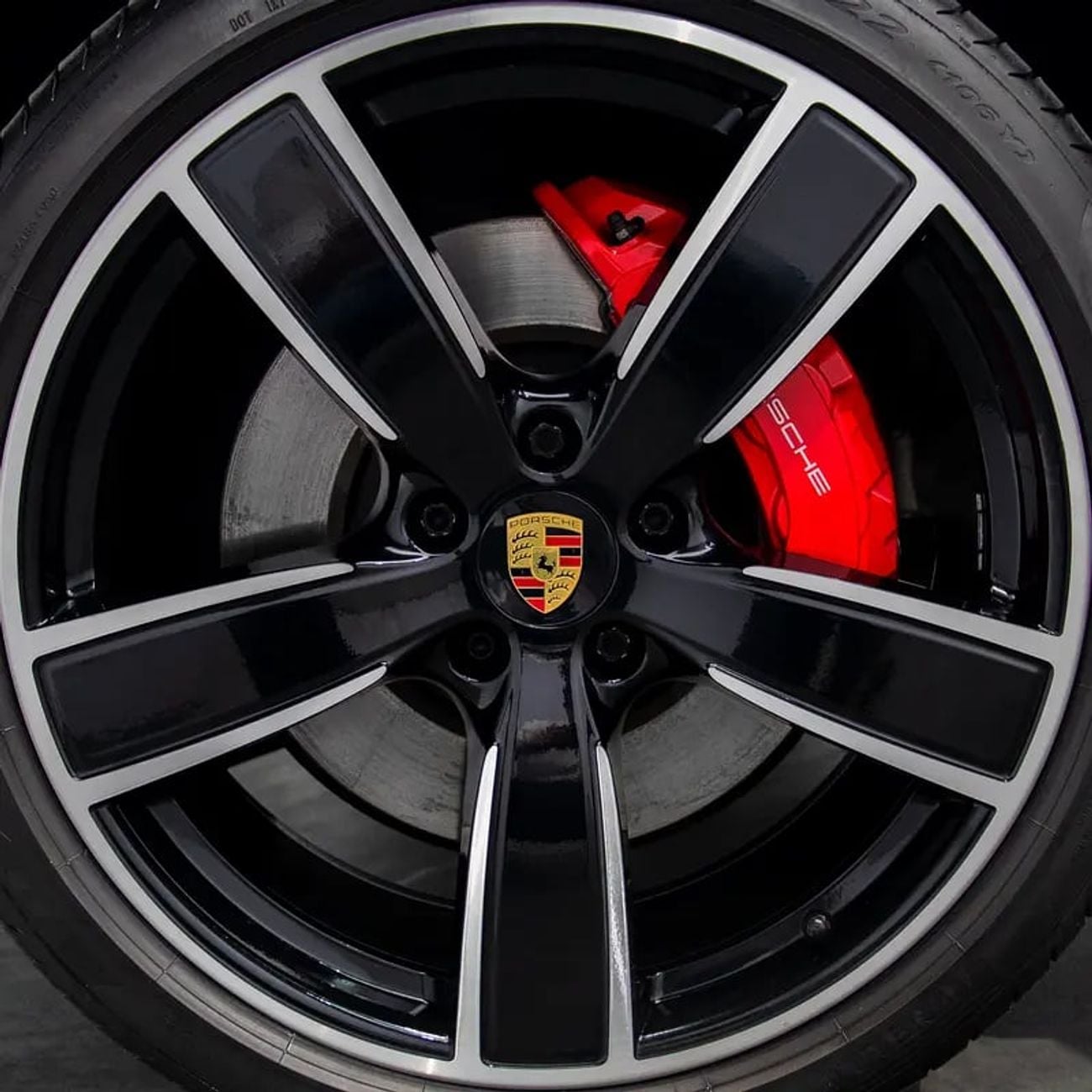 Porsche Cayenne GTS 4.0L Twin-Turbo V8 • Full Service History • GCC Spec