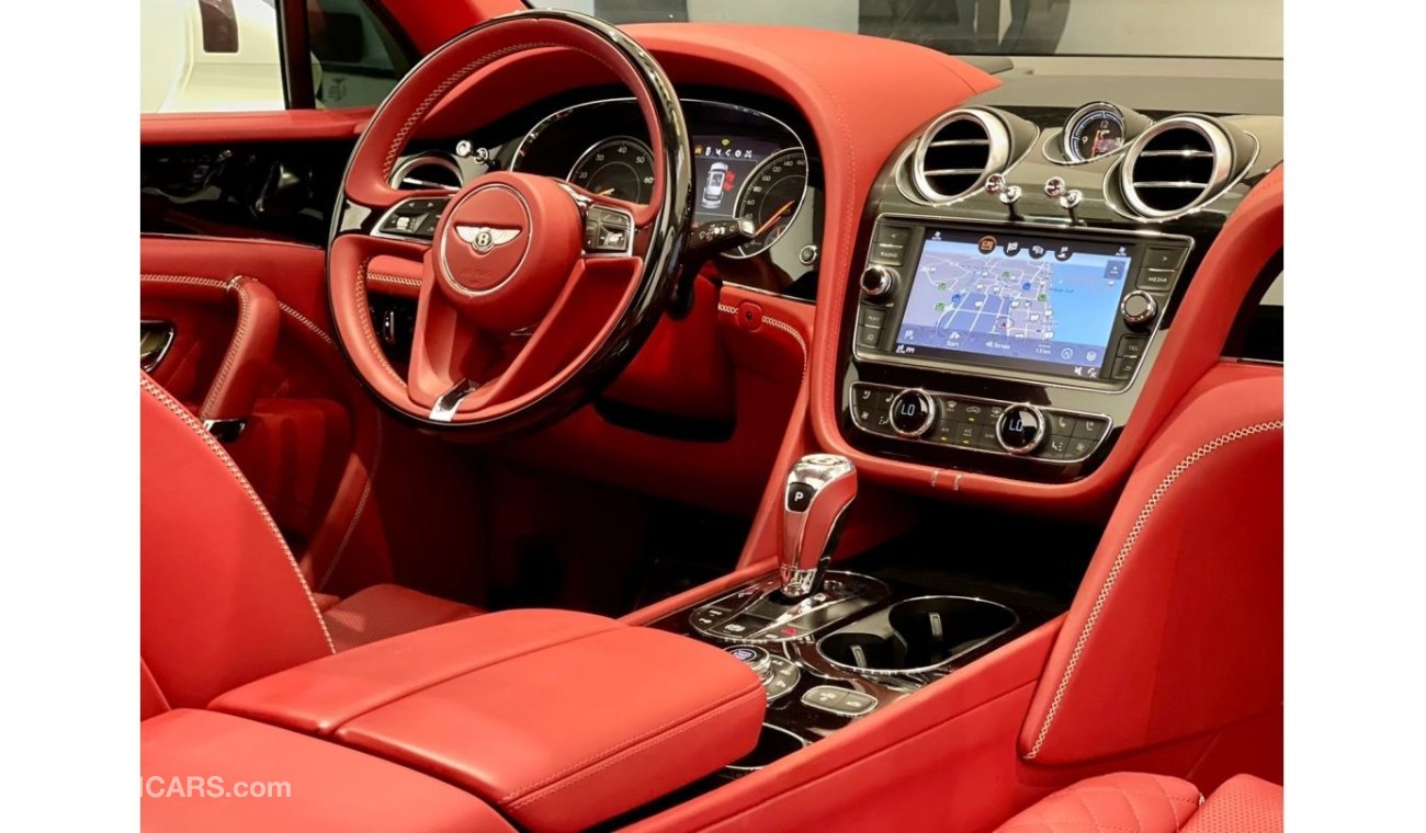 Bentley Bentayga 2019 Bentley Bentayga Centenary Edition, Bentley Warranty + Service Contract, Low KMs, GCC