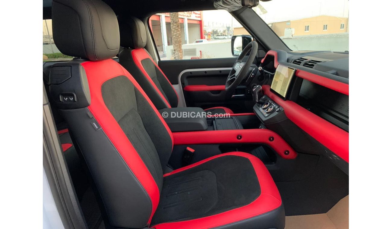 Land Rover Defender GERMAN SPEC V8