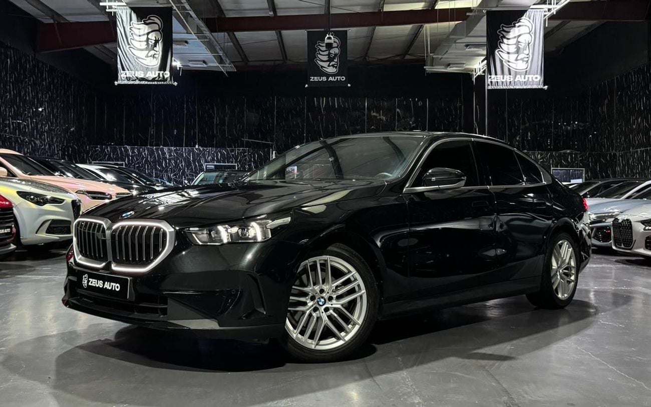 BMW 520i M SPORT BMW 520i | GCC | Low Mileage | AGMC Warranty & Service 2030 | AGMC Full Service History
