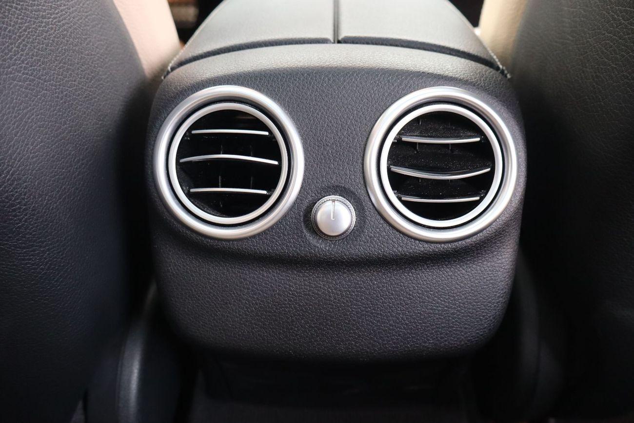 Mercedes-Benz C 300 AMG Pack 2.0L