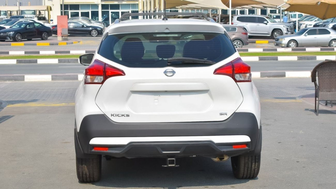 نيسان كيكس SR