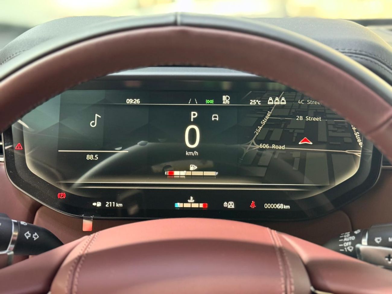 لاند روفر رينج روفر سبورت P400 DYNAMIC HSE 2025