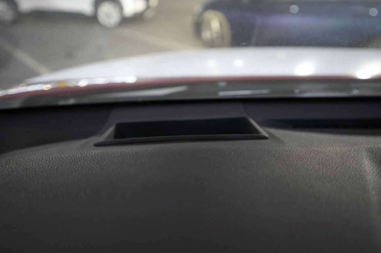 تويوتا كامري Lumiere2.5L Hybrid