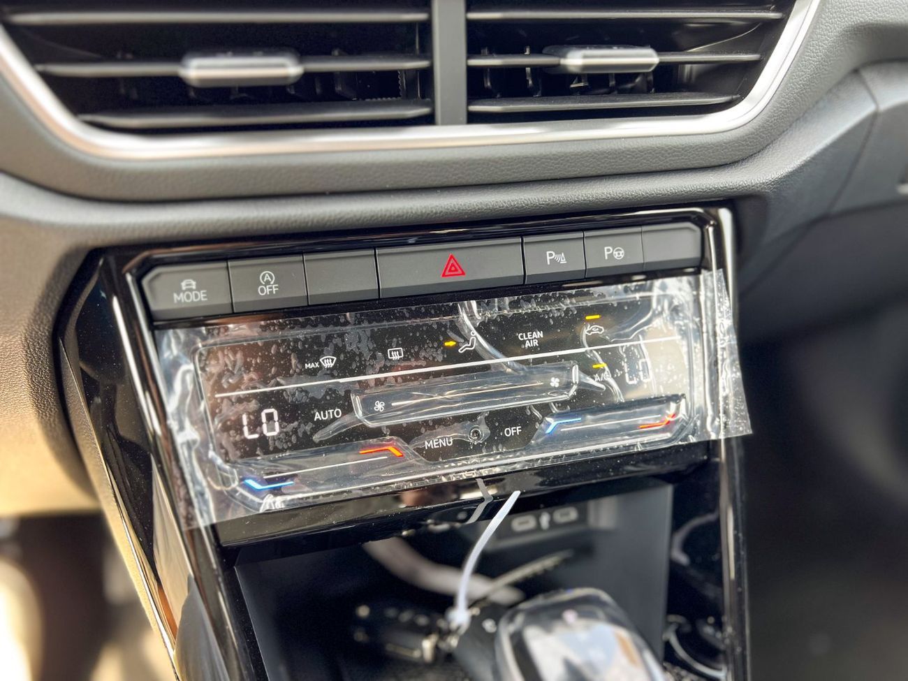 فولكس واجن T ROC EXPORT ONLY - T ROC 1.5L (Black Package) TURBOCHARGED