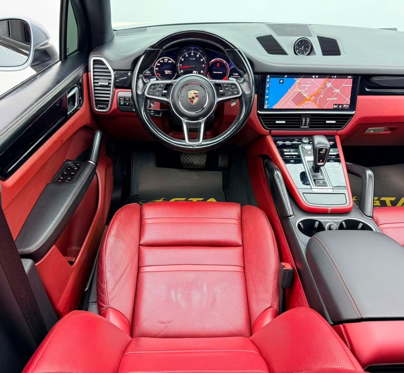 Porsche Cayenne 2019 Porsche Cayenne, Warranty, Full Porsche Service History, Fully Loaded, GCC