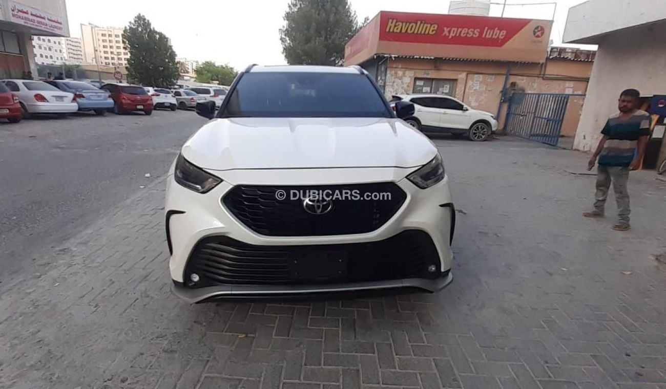 Toyota Highlander 2021 Toyota Highlander XSE 4WD 3.5L V6 /