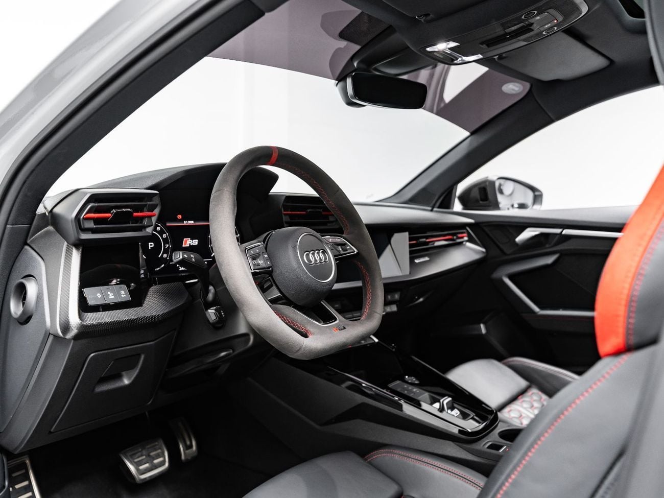 أودي RS3 TFSI quattro 2.5L Sedan