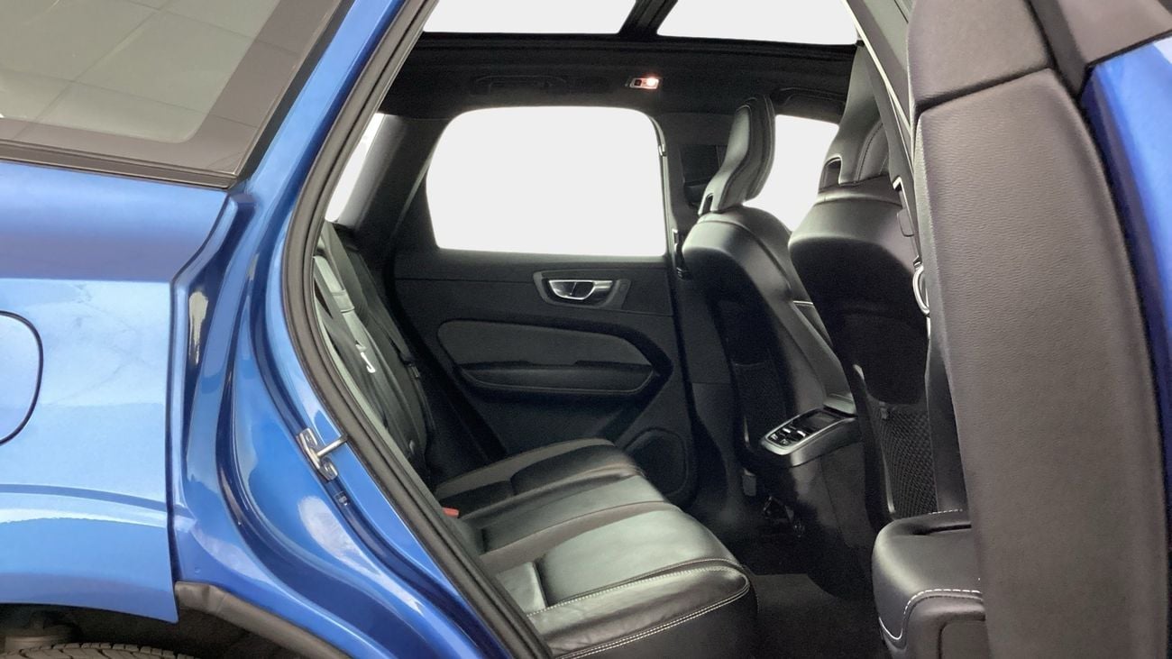 Volvo XC60 R DESIGN | Guaranteed Warranty | 0 Down Payment
