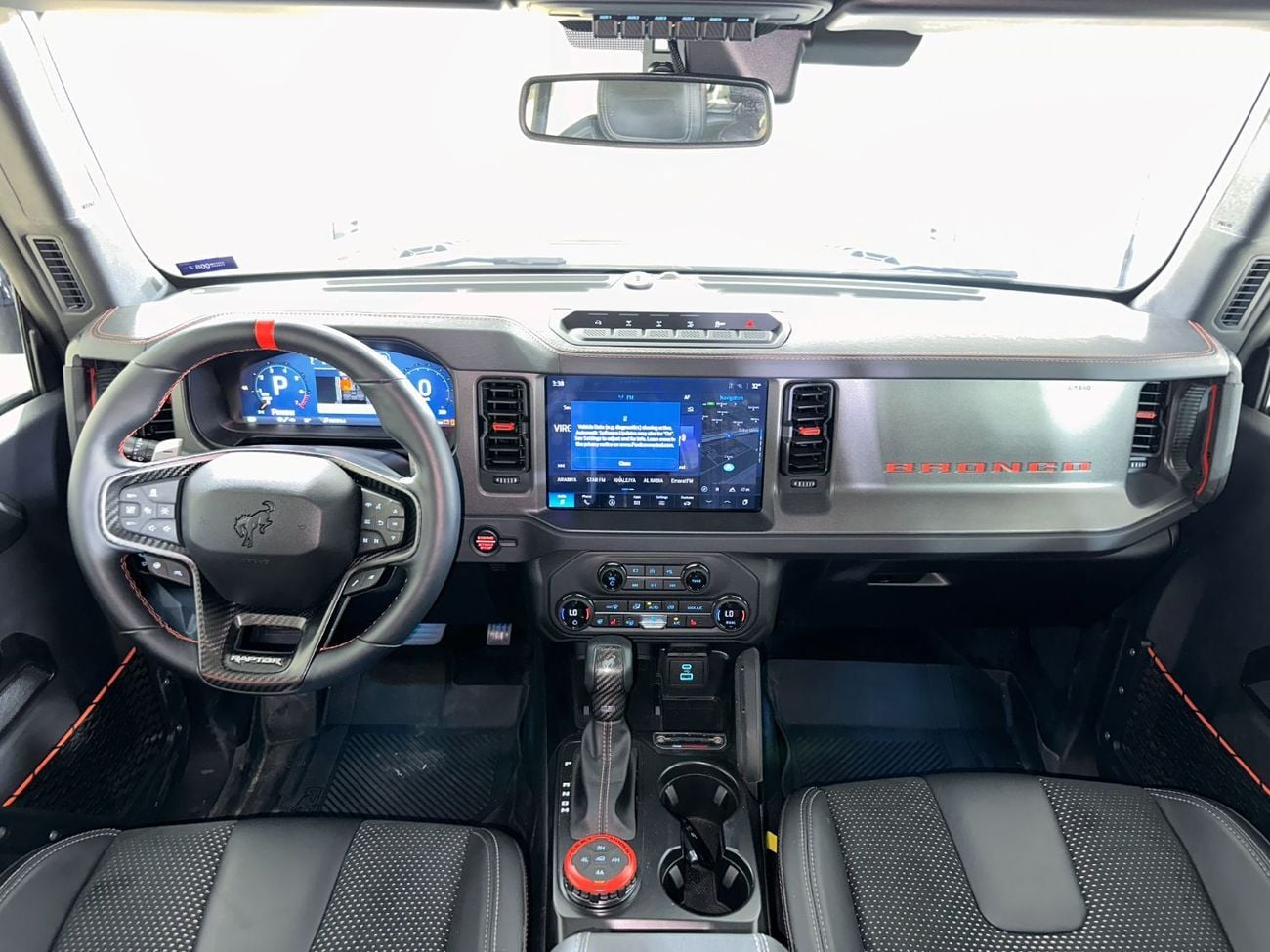 فورد برونكو RAPTOR B4D4925SB / AL TAYER MOTORS AL QOUZ SHOWROOM