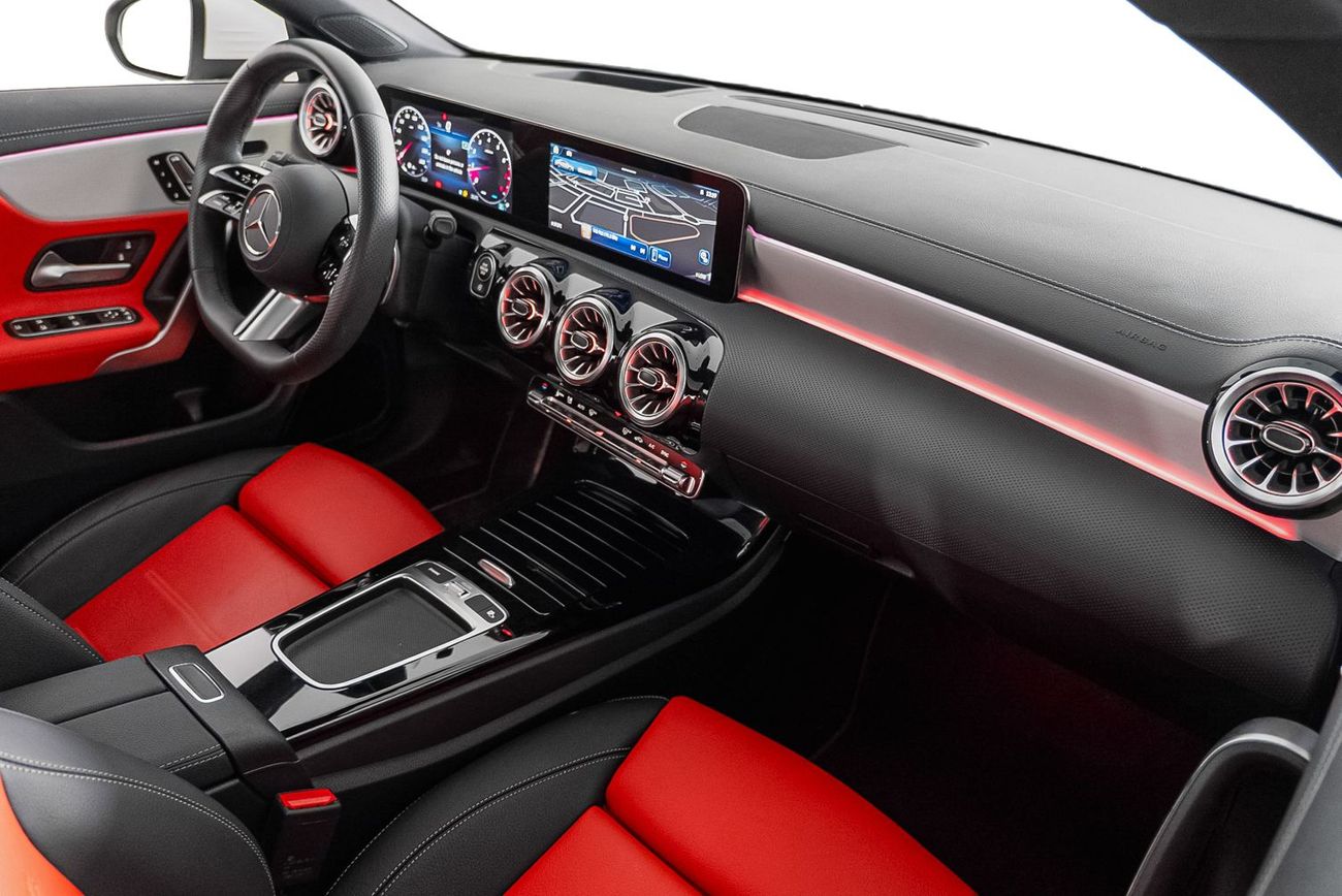 Mercedes-Benz CLA 250 4MATIC