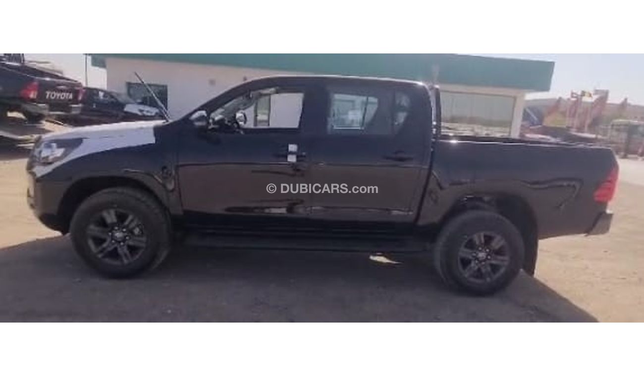 جديدة تويوتا هيلوكس Petrol 2.7L Automatic 4WD Double Cab Wide Body