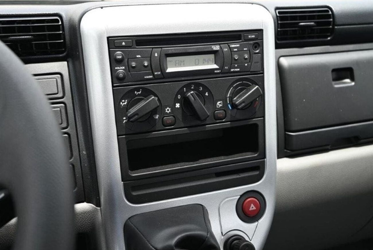 ميتسوبيشي فوسو كانتير Fuso 3 Ton Single Cab Chassis 4.2 Diesel MT