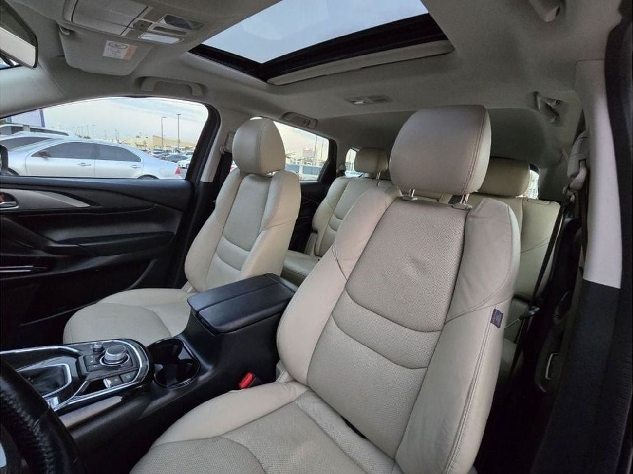 Mazda CX9 GT MAZDA CX-9 2022 GCC 2KEYS // ORGINAL PAINT // ACCIDENT FREE // PERFECT CONDITION