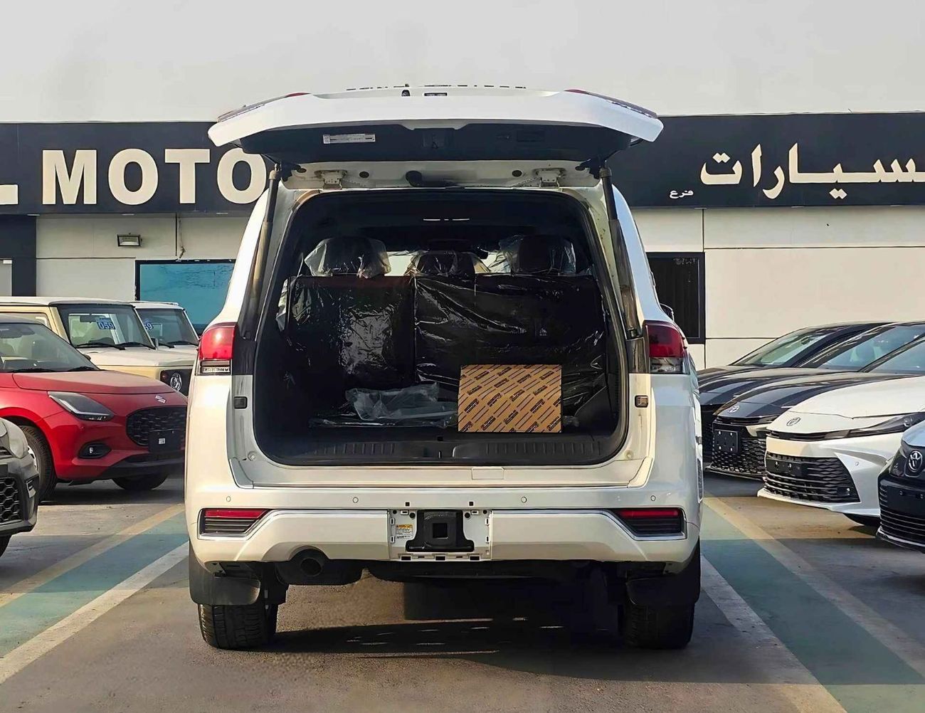 Toyota Land Cruiser VXR / TWIN TURBO / FULL OPTION / 3.3L V6 DIESEL / HEADUP DISPLAY / JBL SPKRS / SUNROOF (CODE#70000)