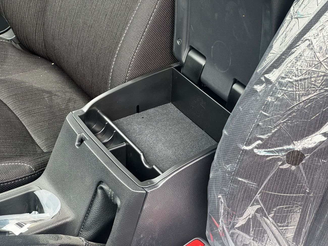 تويوتا هيلوكس 2026 Toyota Hilux Adventure 4.0L Petrol AT GCC Spec