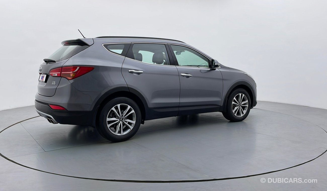 Hyundai Santa Fe 3.3L BASE 3.3 | Under Warranty | Inspected on 150+ parameters