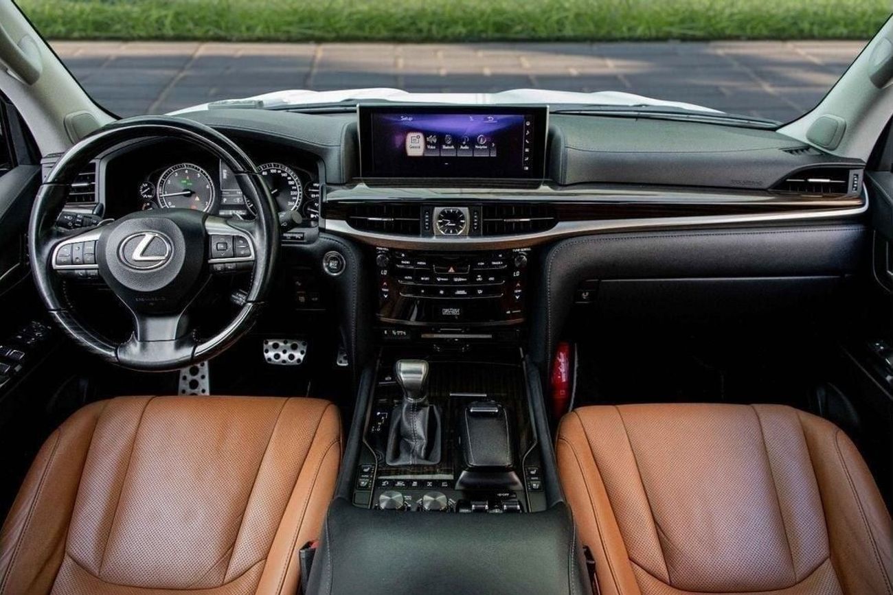 لكزس LX 570 LX570 SIGNITURE | 7,050 P.M  | 0% Downpayment | Agency Maintained!