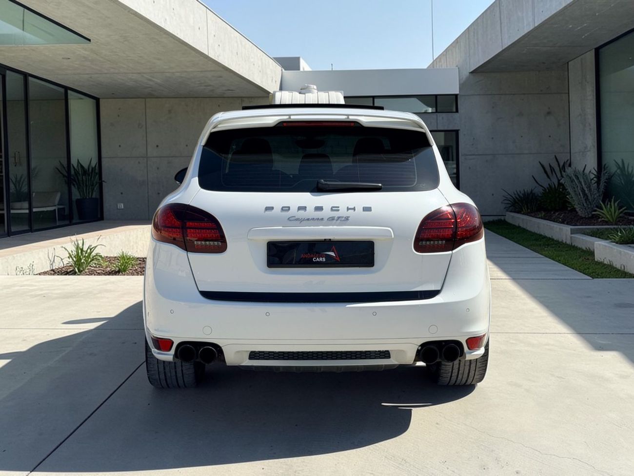 Porsche Cayenne GTS 4.8L PORSCHE CAYENNE GTS | 4.8L V8 – 420 BHP | 2013 | GCC SPECS