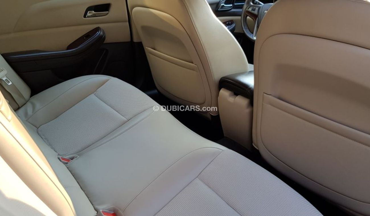 Chevrolet Malibu 2013 Gcc specs LTZ full options clean car navigation Sunroof