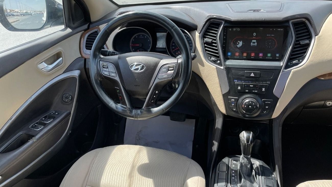 هيونداي سانتا في GL 2.4L AWD 7Seats خليجي.