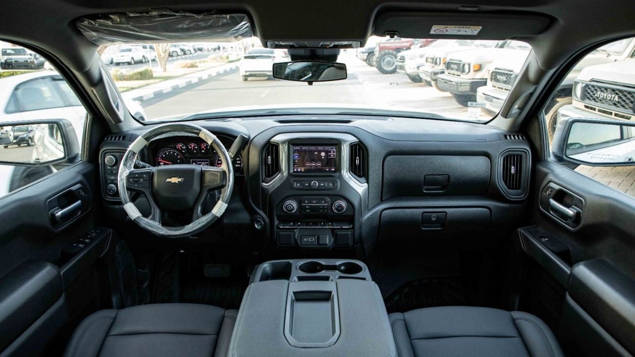 شيفروليه سيلفارادو V8 5.3L PICK-UP 4WD | 2025 | For Local Registration +10%