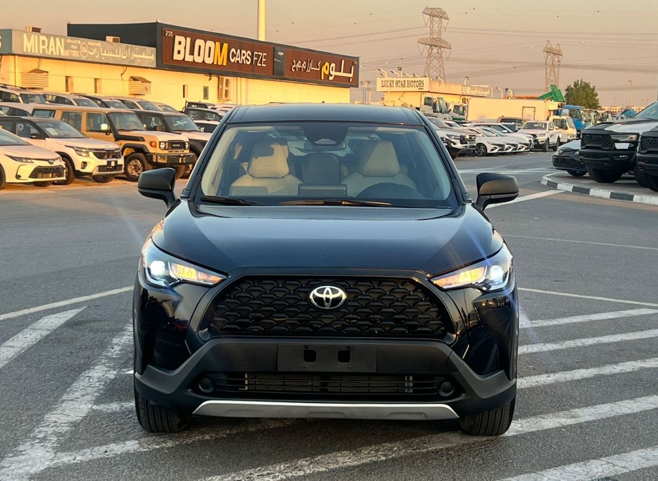 Toyota Corolla Cross 2025 Toyota Corolla Cross L Low Mileage - 2.0L V4 - Rear Camera