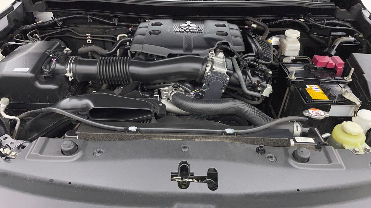 ميتسوبيشي مونتيرو سبورت GLS PRIME EDITION 3 | بدون دفعة مقدمة | اختبار القيادة في المنزل