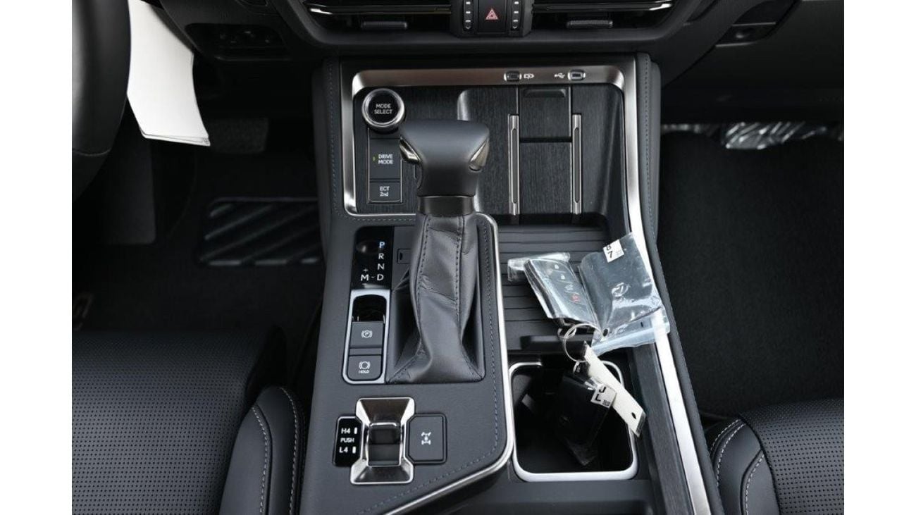 Lexus GX550 LUXURY+ V6 3.4L TURBO 4WD 7-SEATER AUTOMATIC