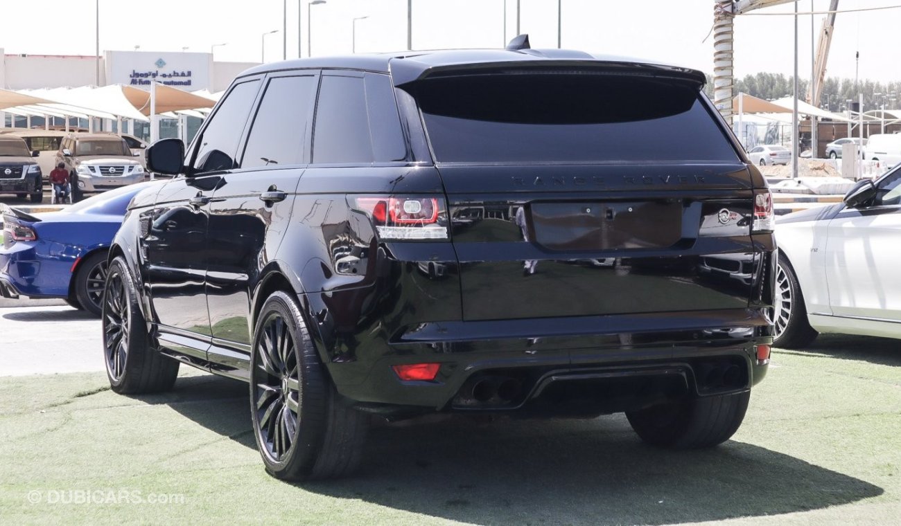 Land Rover Range Rover Sport SVR