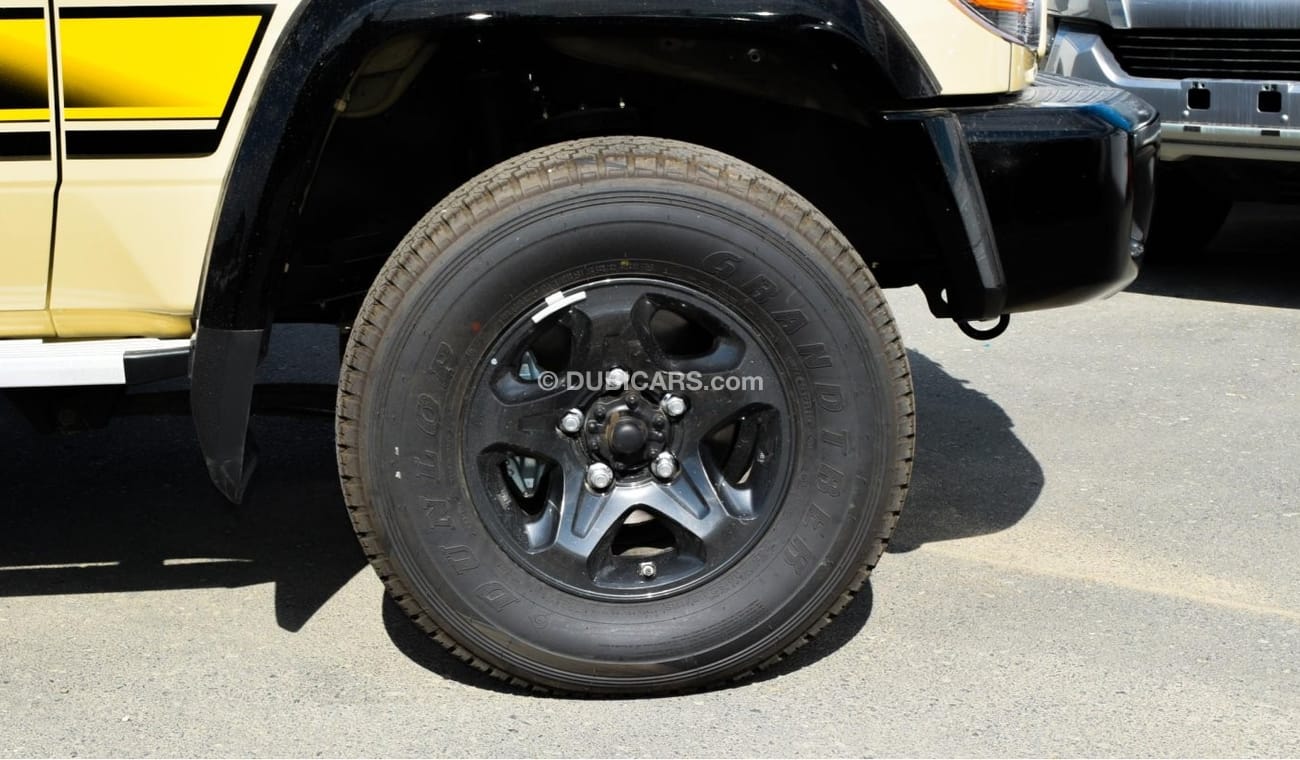 Toyota Land Cruiser Pick Up 4.0L V6 Petrol Single Cabin  with Difflock