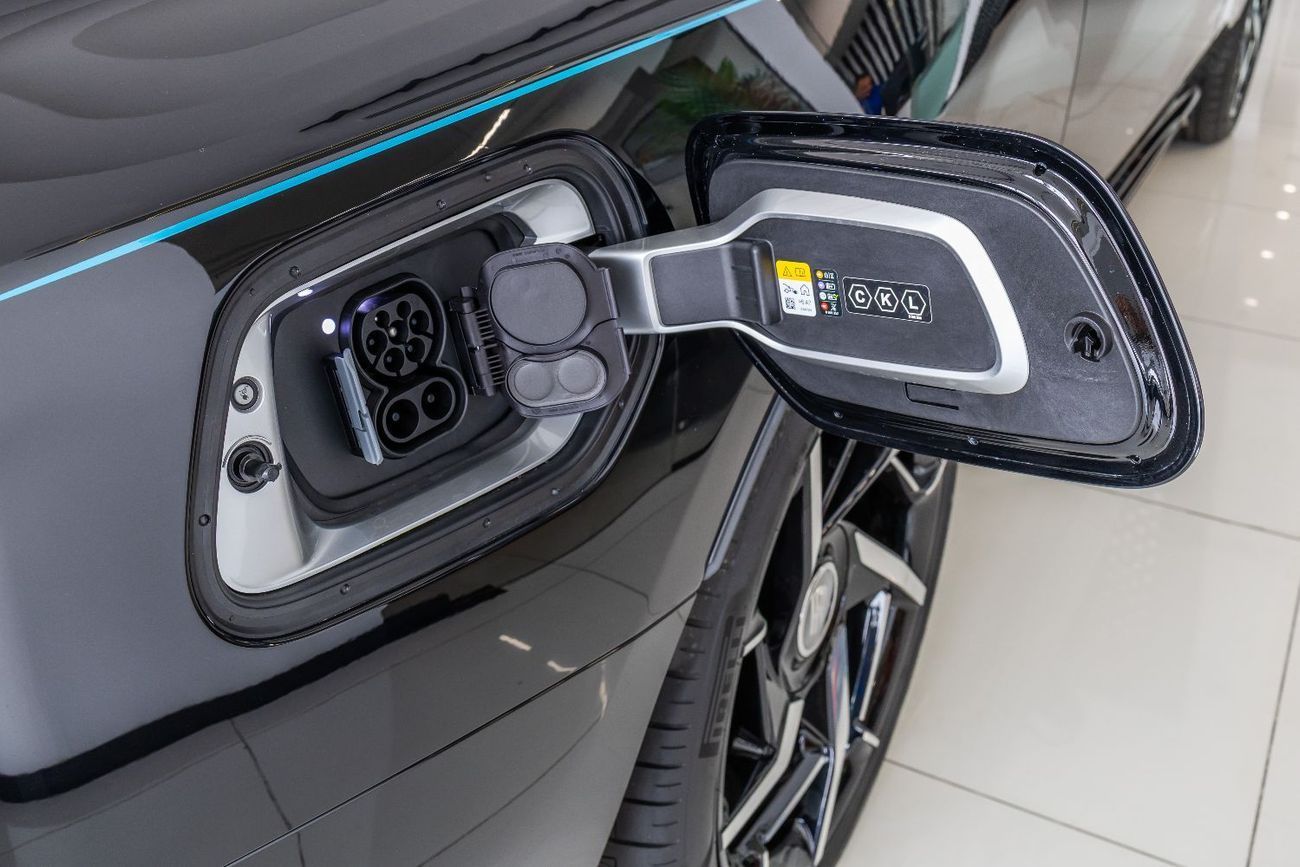 Rolls-Royce Spectre Coupe Rolls-Royce Spectre - Black Badge - 2 Tone Interior - Starlight - 2025 With Warranty