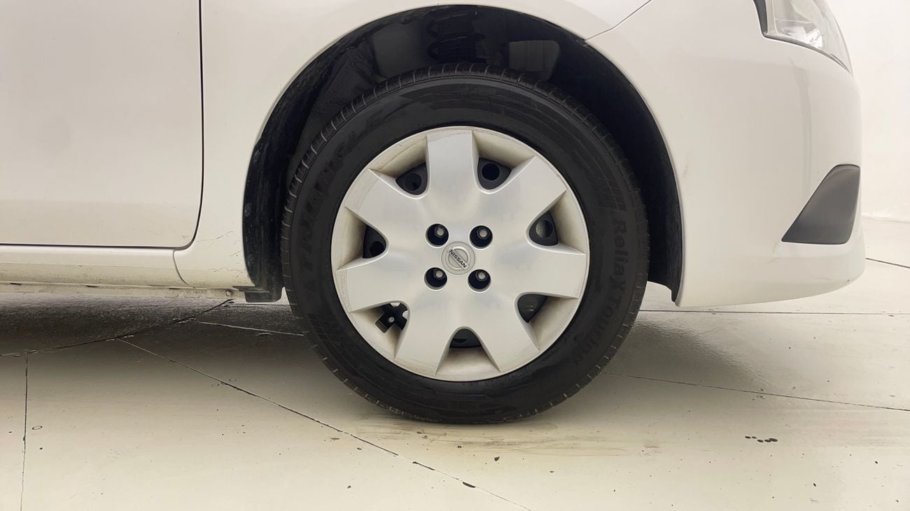 Nissan Sunny SV 1.5 | Zero Down Payment | Home Test Drive