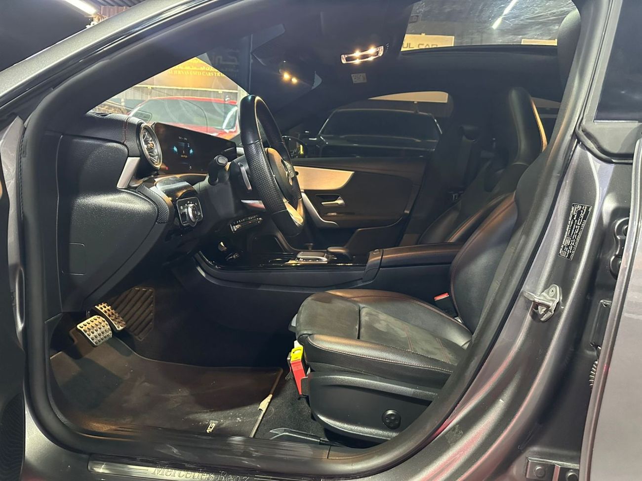 Mercedes-Benz CLA 250 Std 2.0L (224 HP)