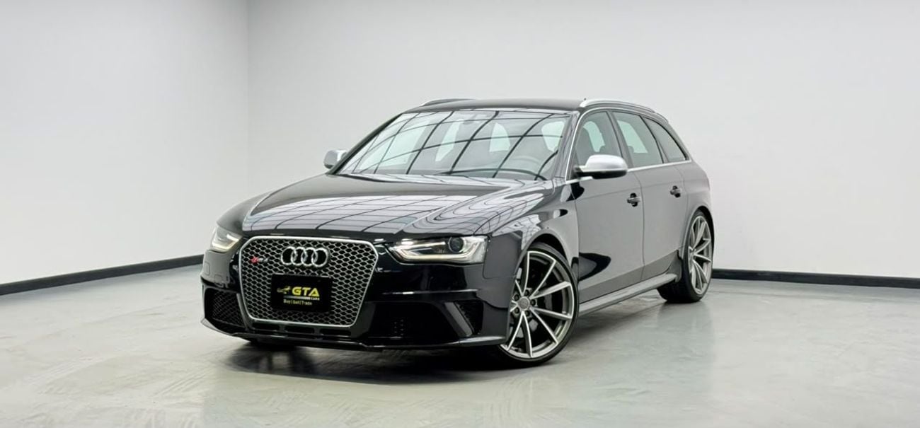 Audi RS4 STANDARD 2014 Audi RS4, Service History, Excellent Condition, Japanese Specs.