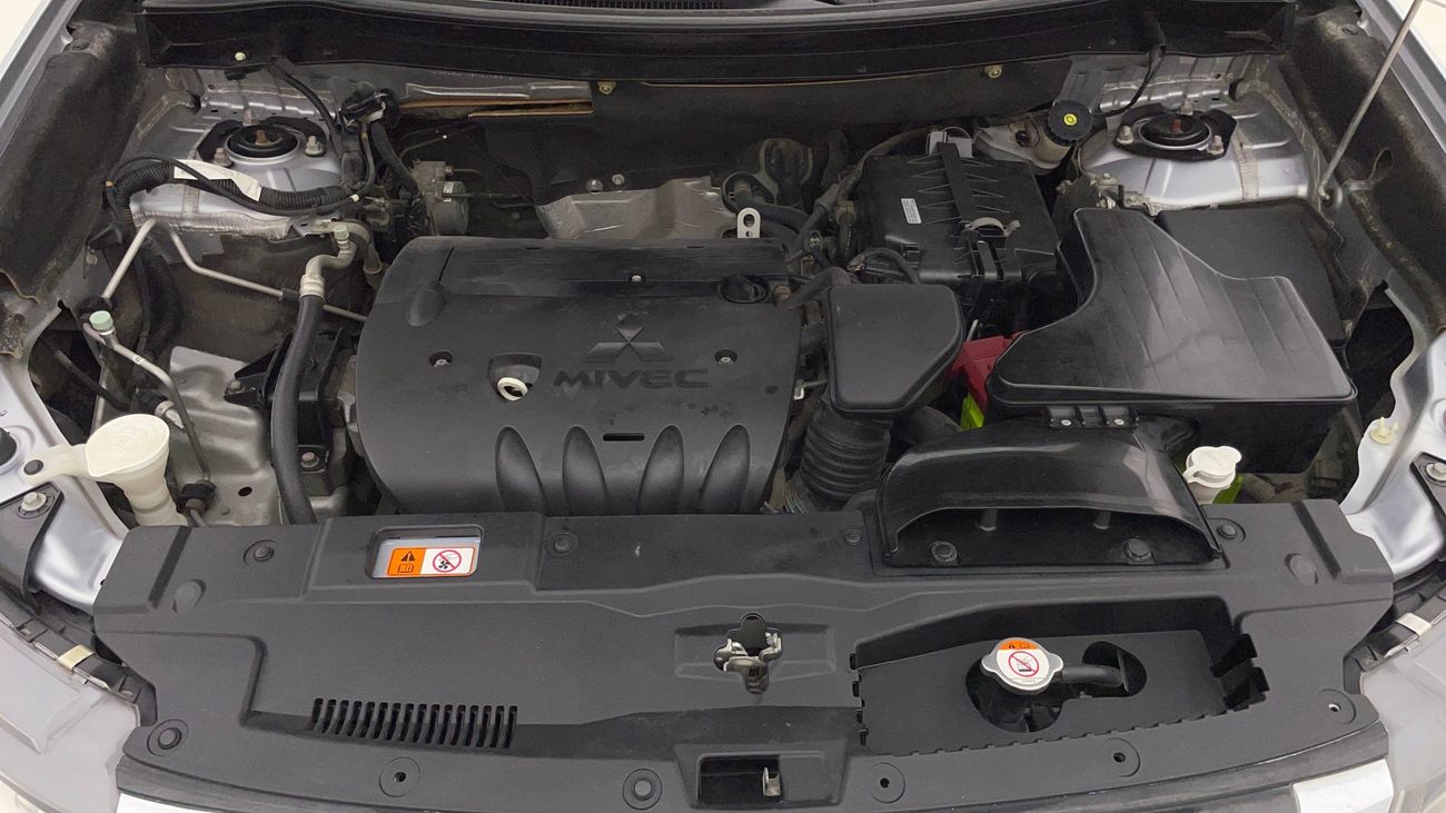 Mitsubishi Outlander GLX MID 2.4 | Zero Down Payment | Home Test Drive