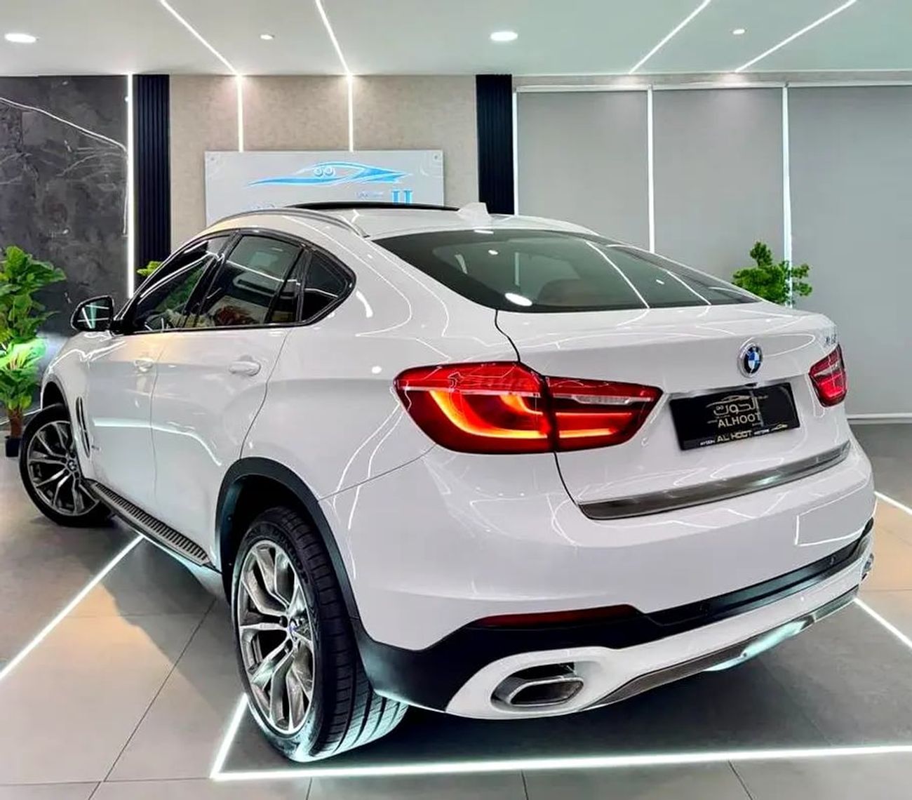 BMW X6 SPECIAL X6M V8 || WELL MAINTAINED || RADAR || TOP RANGE || TOP OPTIONS || GCC || LOW MILEAGE