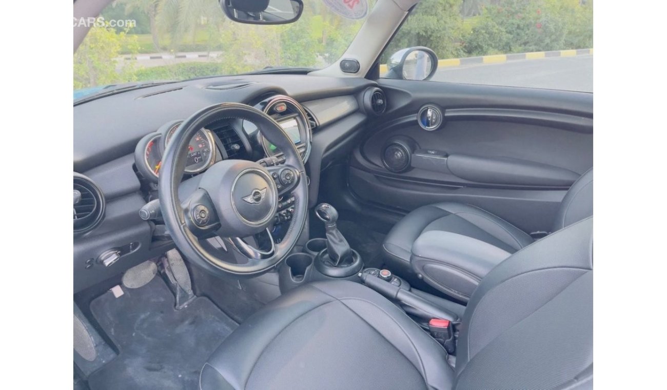 Mini Cooper Coupé 2018 model, American imported, 3-cylinder, mileage 32,000 km